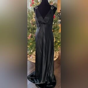 Laundry by Design Black Evening Gown with Crystal Shoulder Accents Size 8